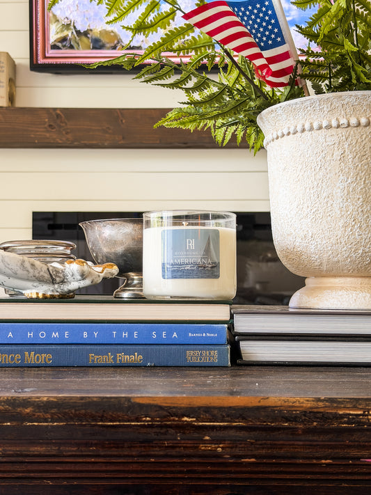AMERICANA Soy Candle | July Scent of the Month