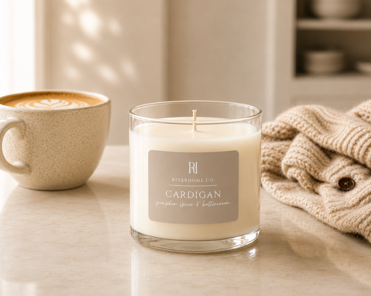 CARDIGAN SOY CANDLE